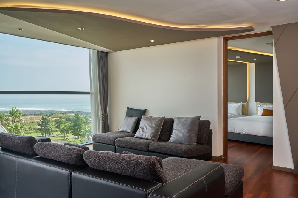 Scarboro Hotel & Exclusive Resort