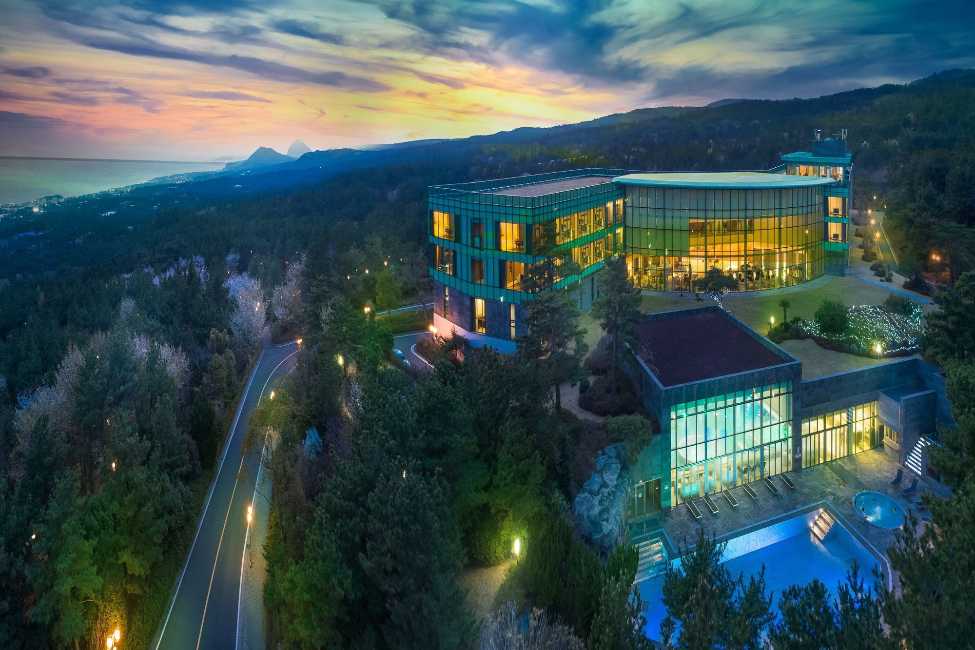 The We Hotel