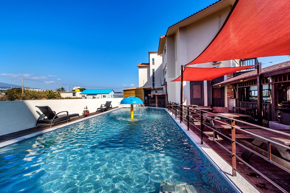 T Island Resort
