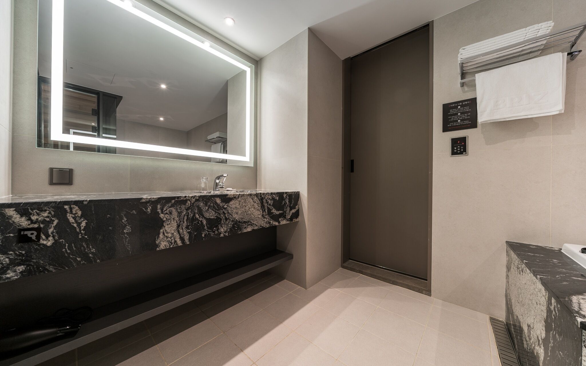 Bundang Breeze Hotel