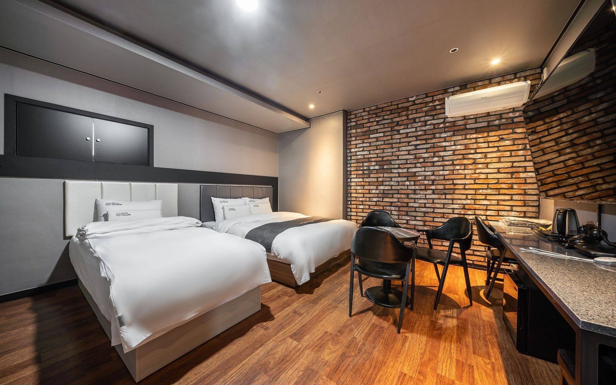 Bundang Yatap You and Me Hotel