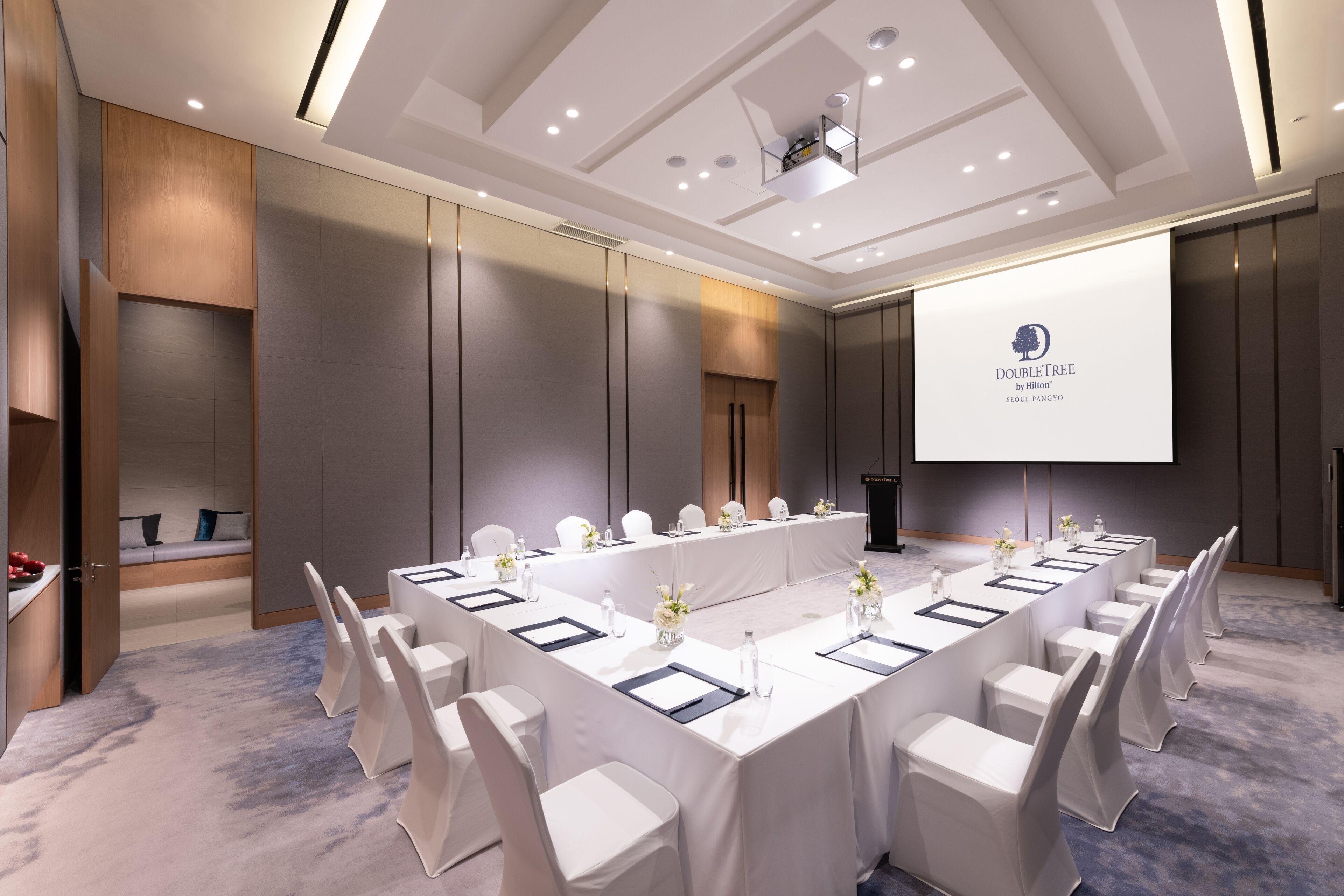 DoubleTree by Hilton Seoul Pangyo