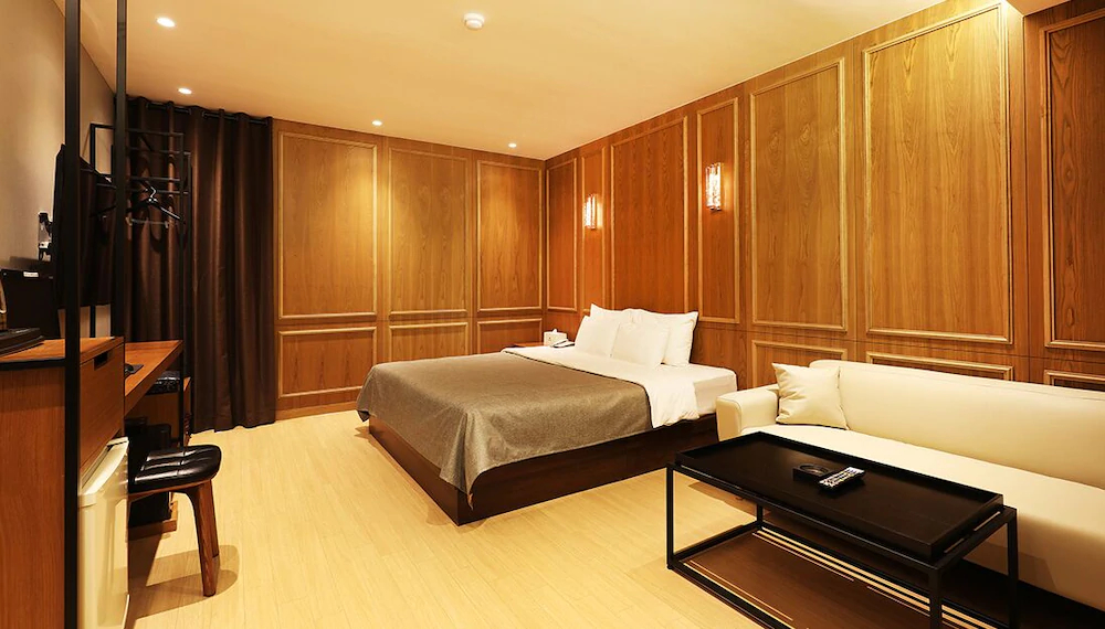 Gloria Hotel