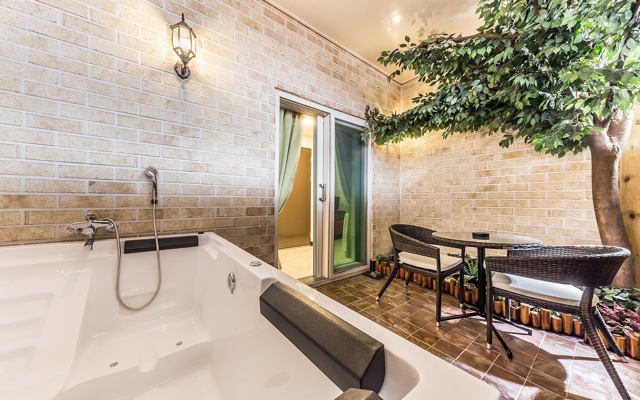 Taereung Leblanc Hotel