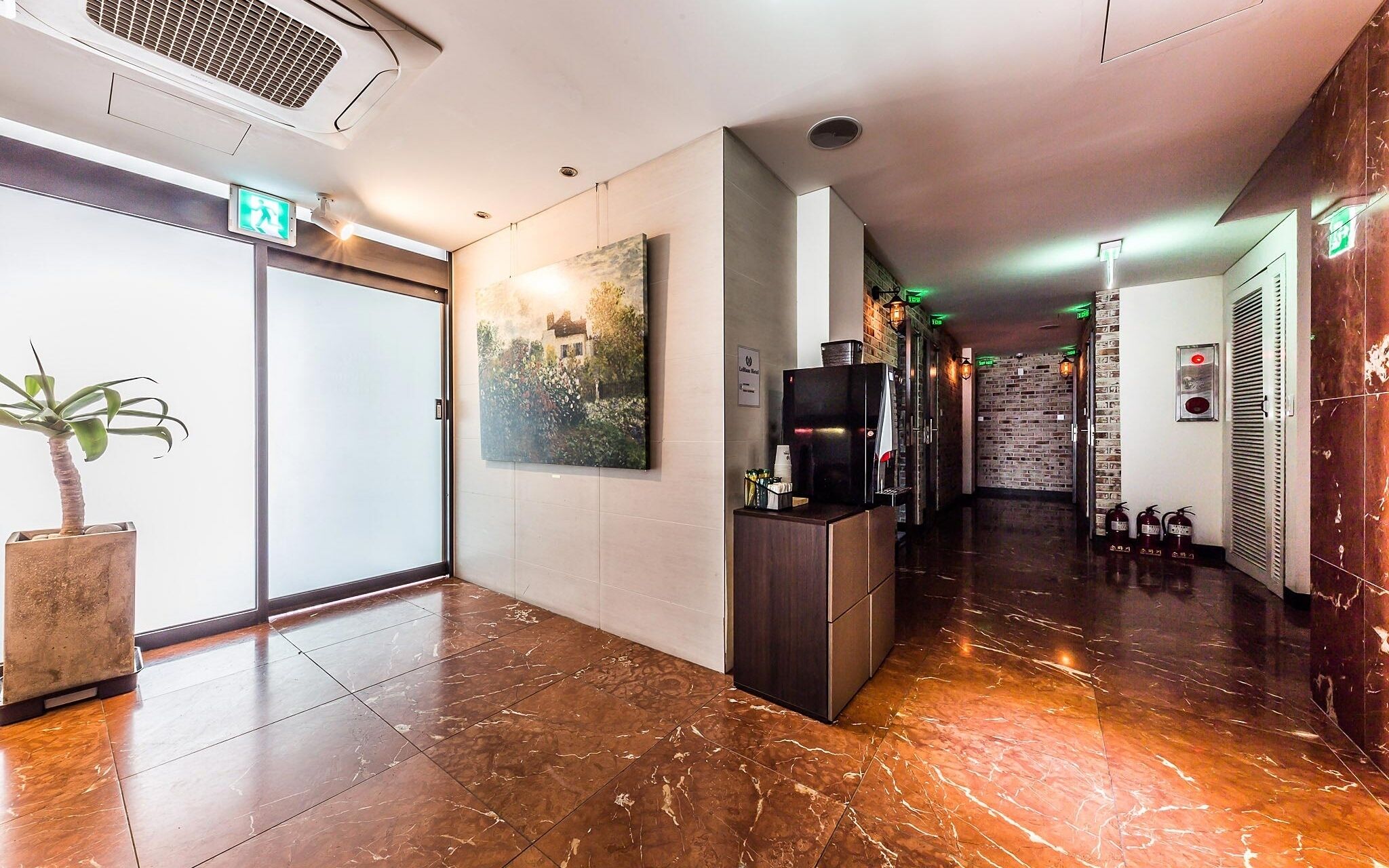 Taereung Leblanc Hotel