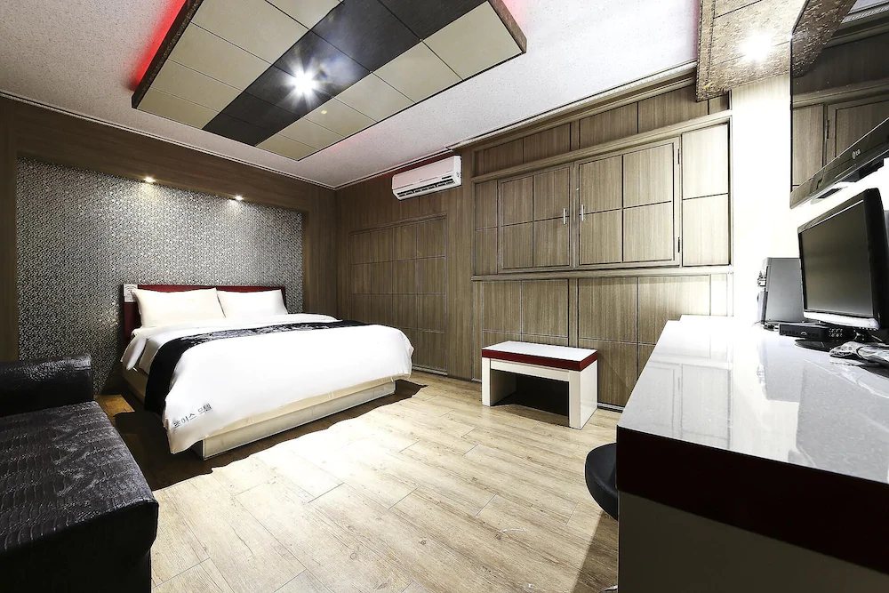 The Choice Motel