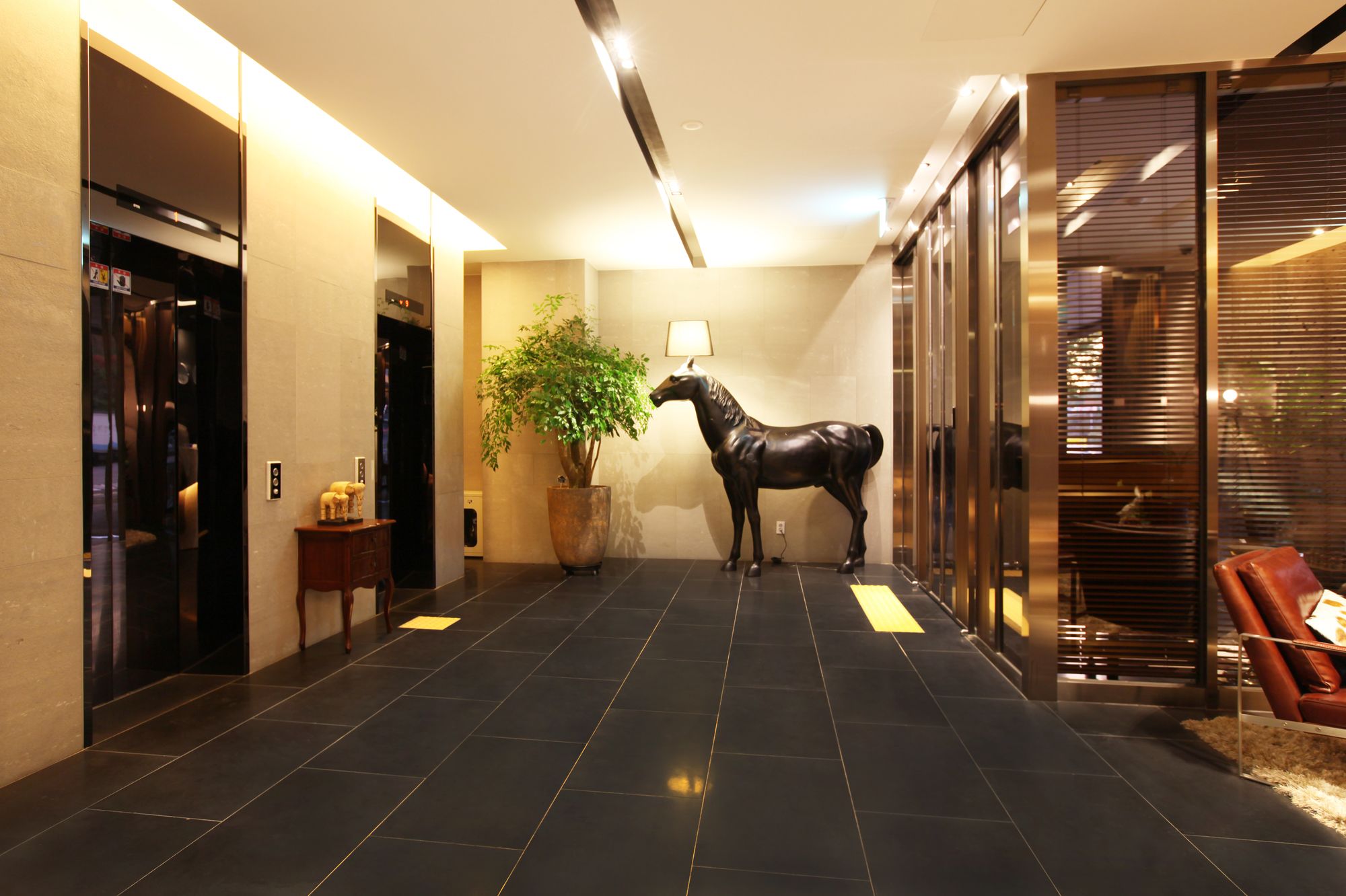 Vine Hotel