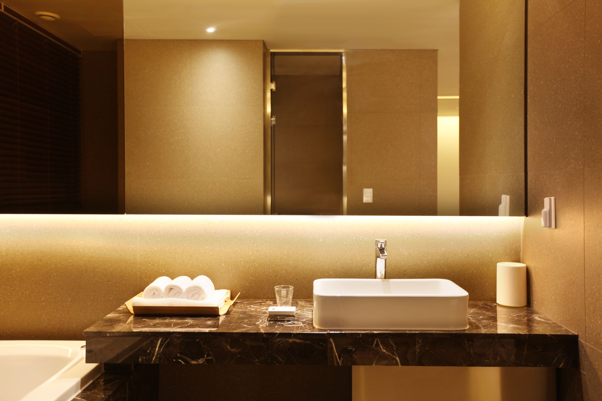 Vine Hotel