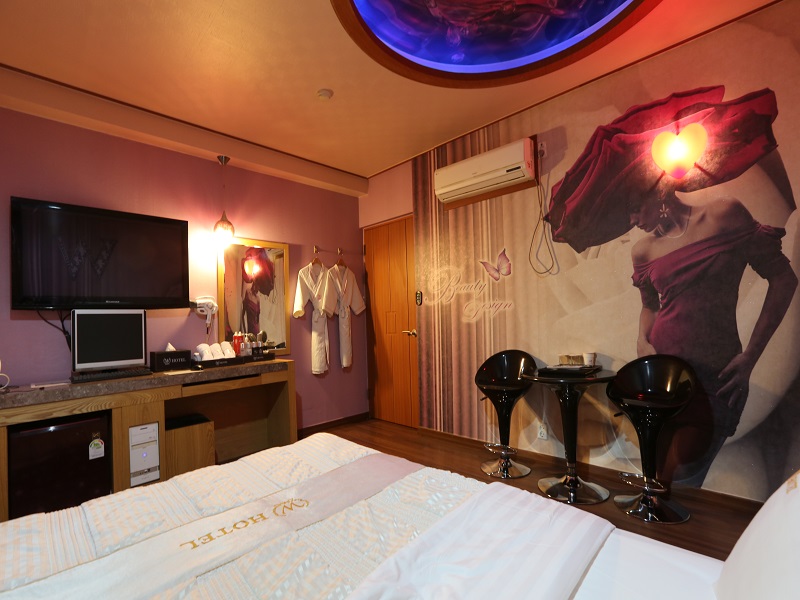 Hotel K