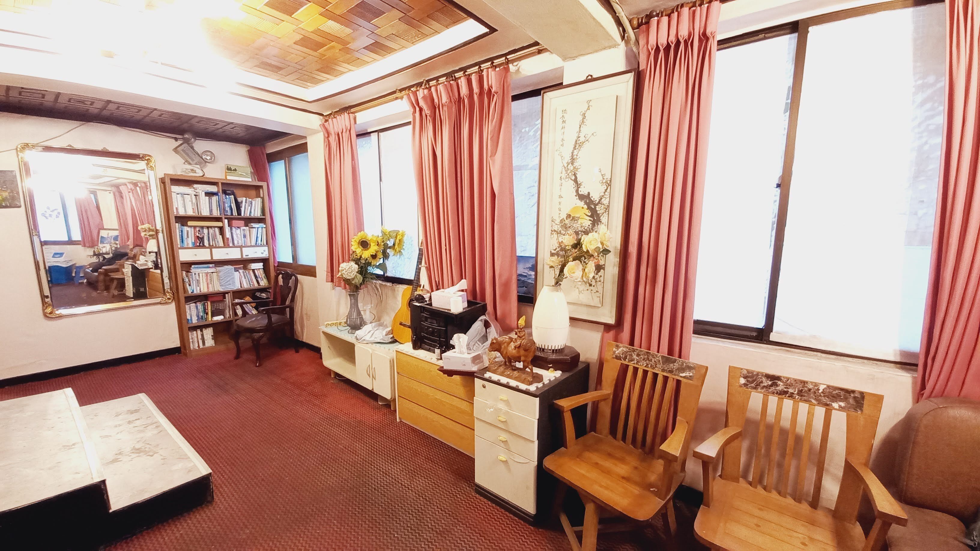 1975 Yurim Inn