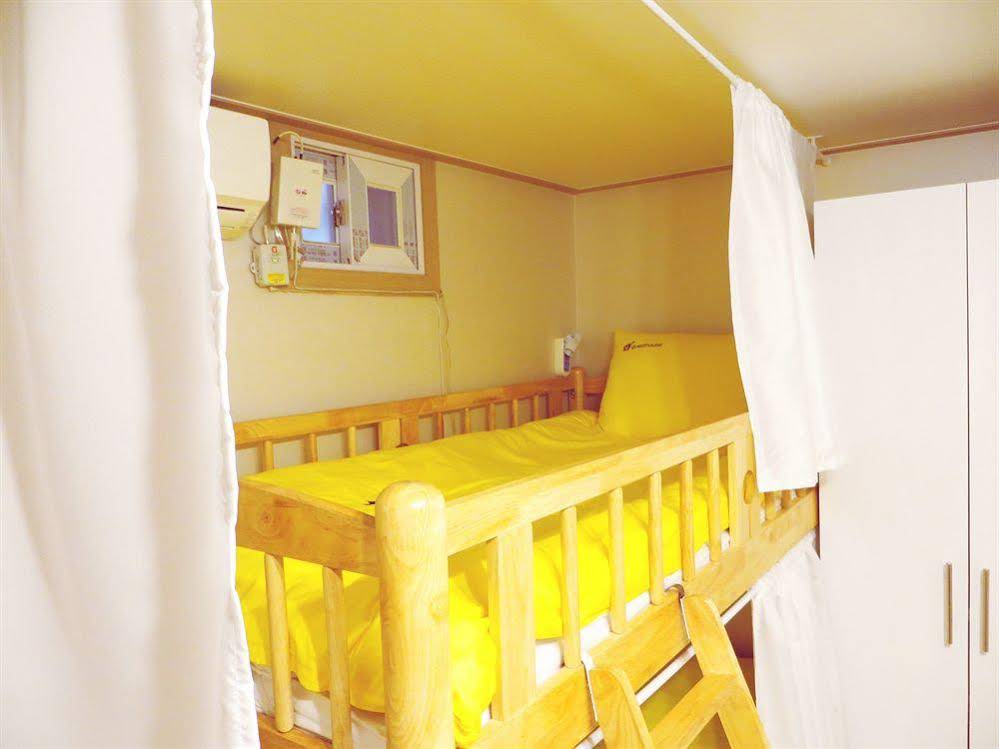 24 Guesthouse Edae