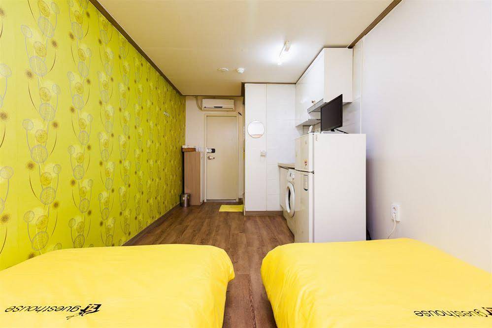 24 Guesthouse Edae