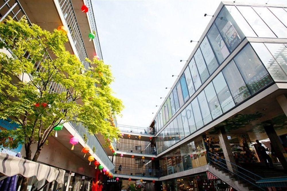 24 Guesthouse Jongno Tower