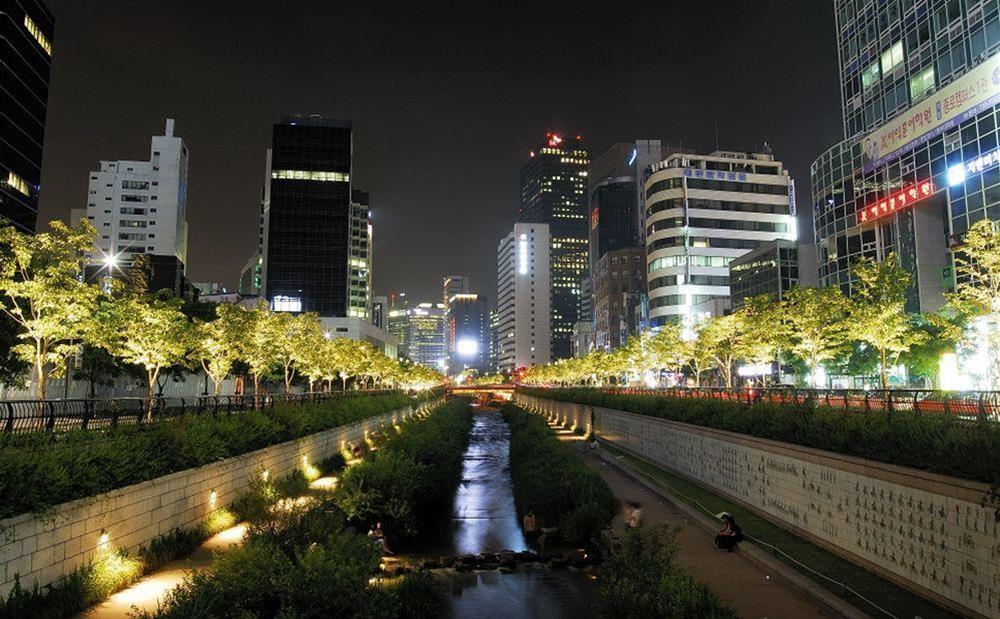 24 Guesthouse Jongno Tower