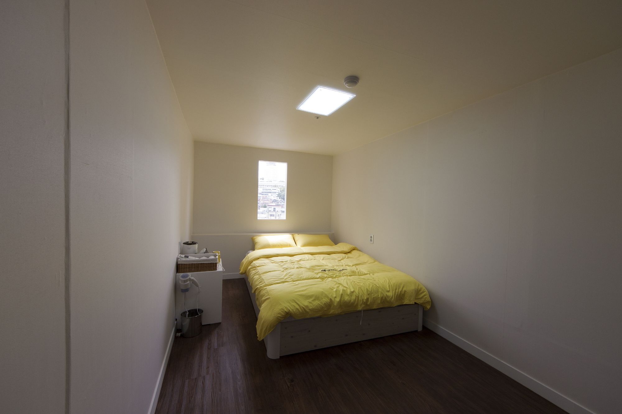24 Guesthouse Myeongdong Town