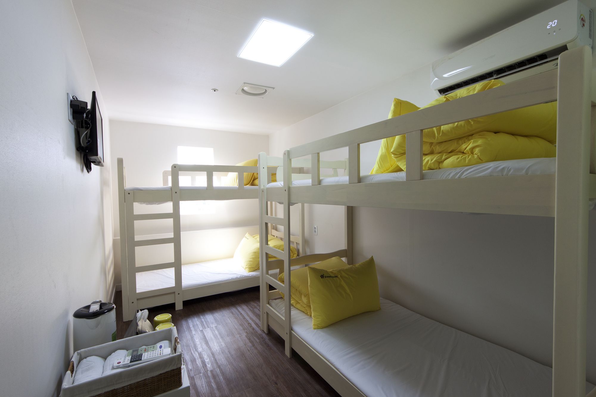 24 Guesthouse Myeongdong Town