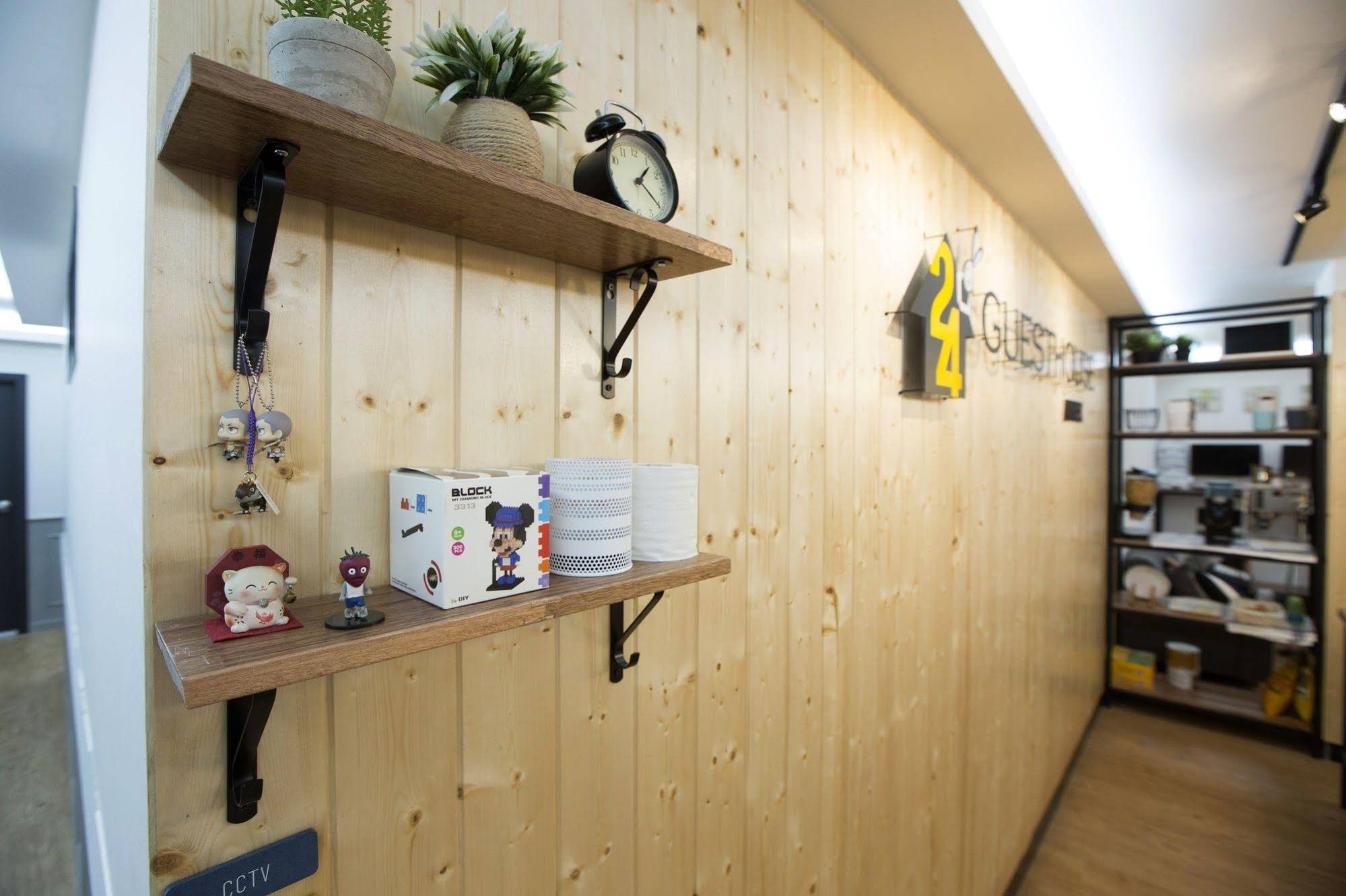 24 Guesthouse Sinchon