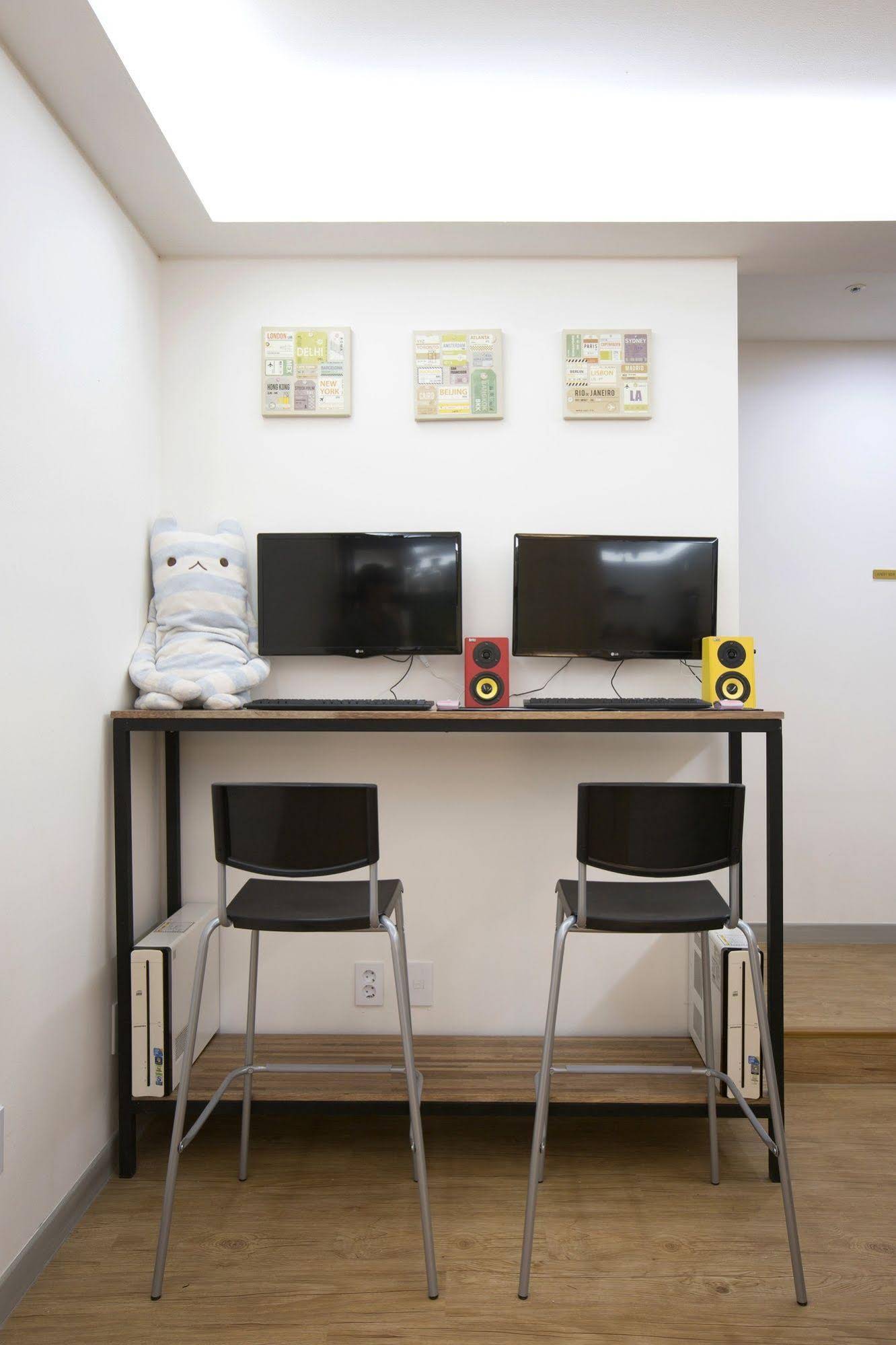 24 Guesthouse Sinchon