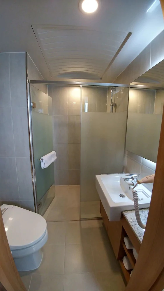 Acube Hotel
