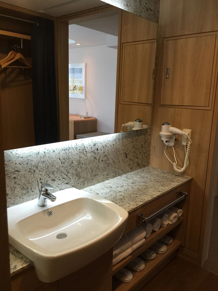 Acube Hotel