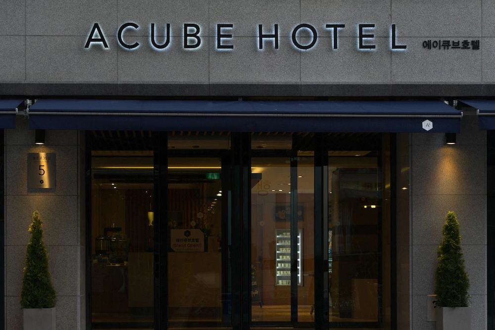 Acube Hotel