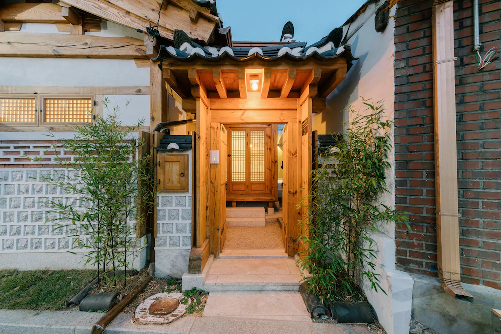 Adam Hanok