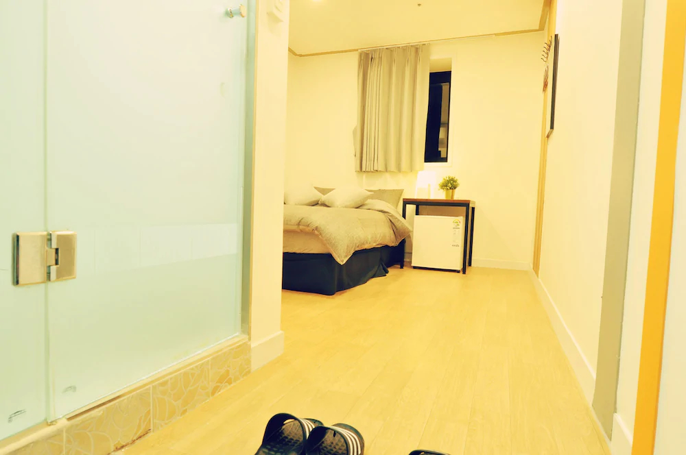 OYO Hostel Myeongdong 3