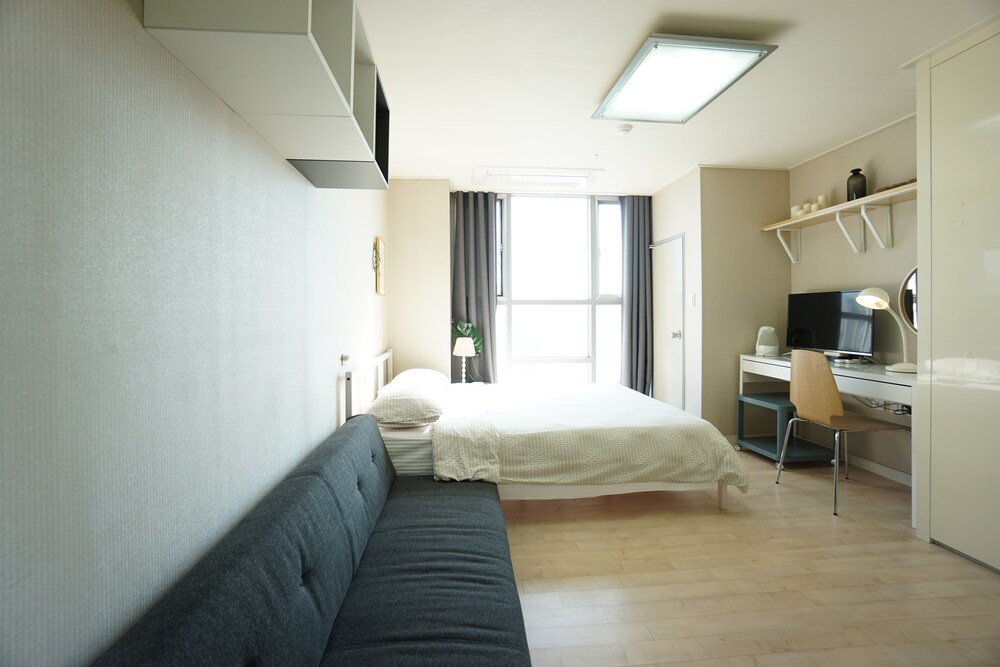 Alice Apartment