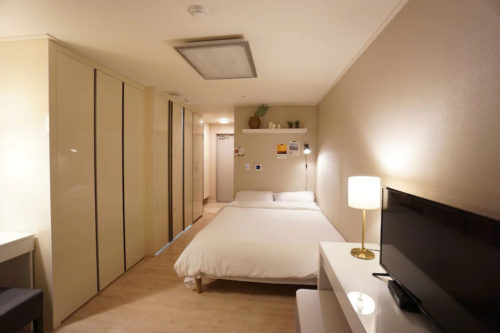 Alice Apartment