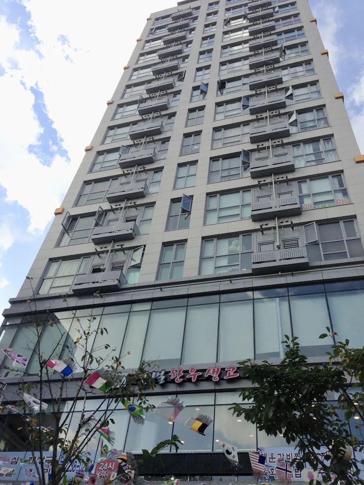 Alice Apartment