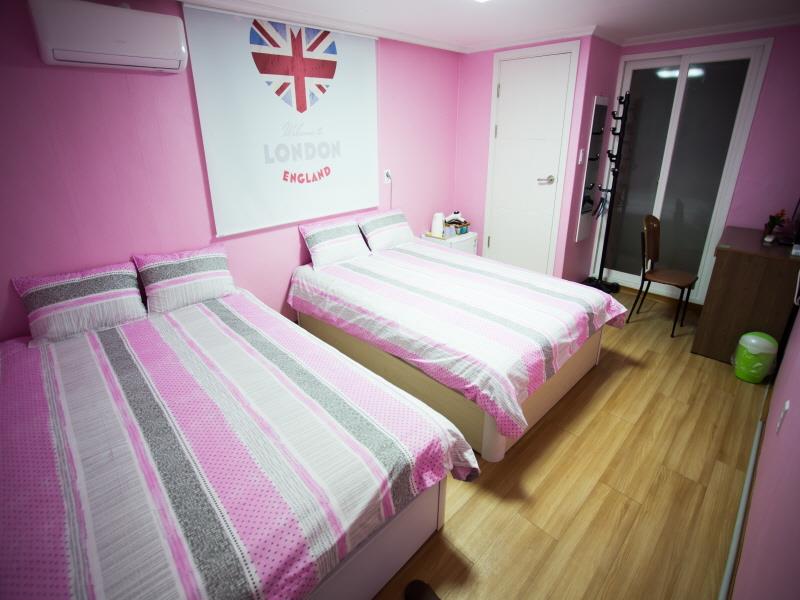 Apple Guesthouse Seoul Hostel