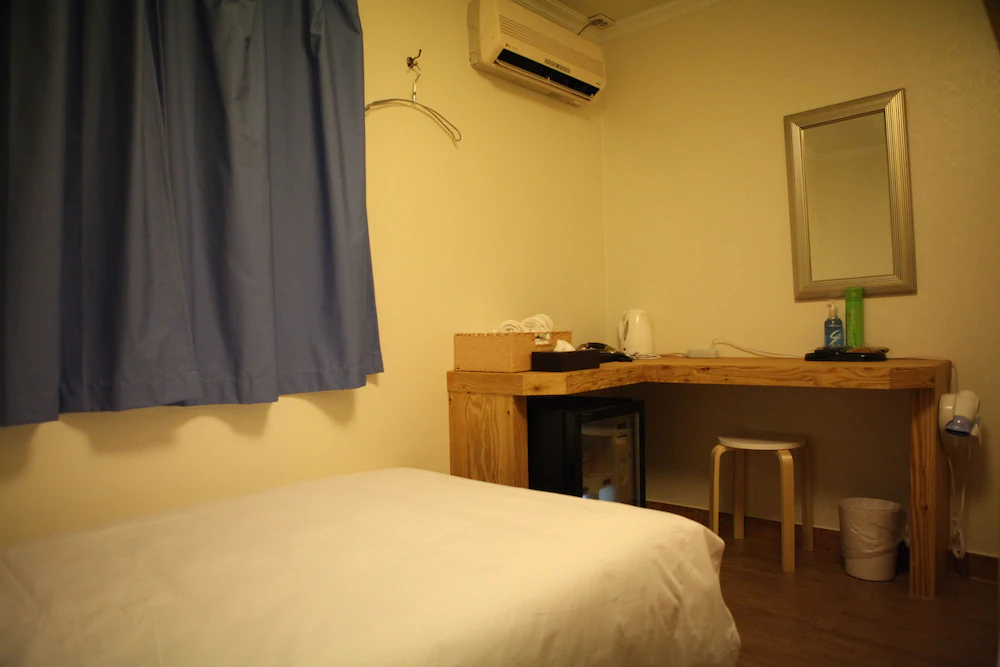 Atti Guesthouse