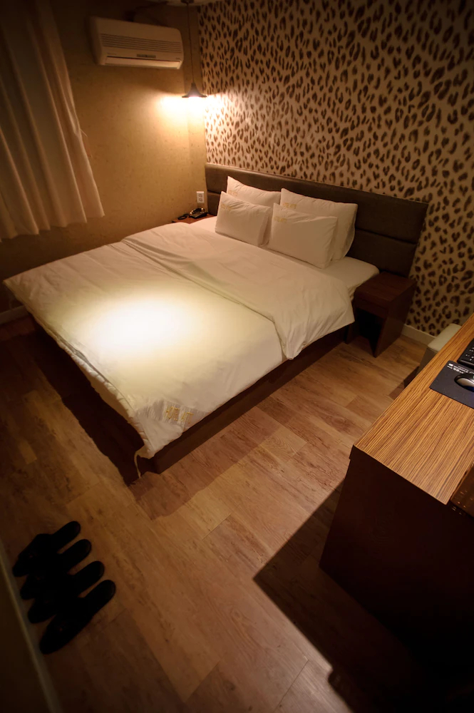 Atti Guesthouse