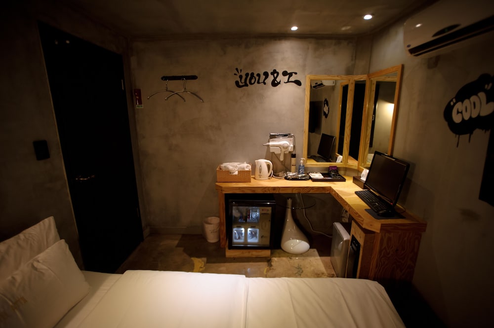 Atti Guesthouse