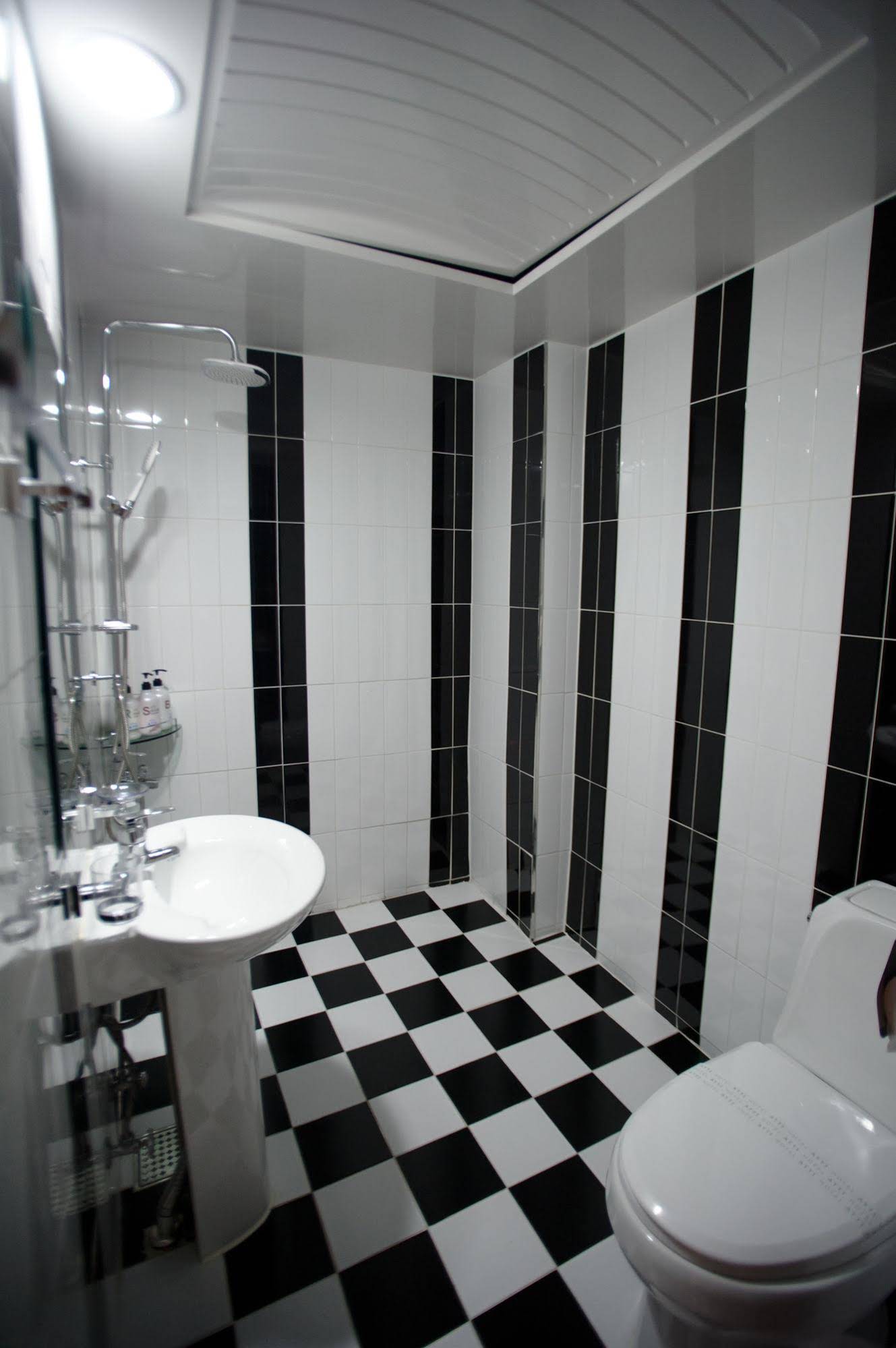 Atti Guesthouse
