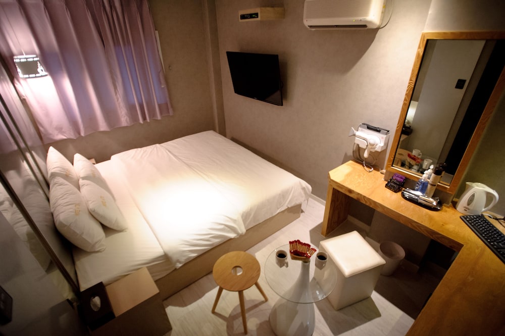 Atti Guesthouse