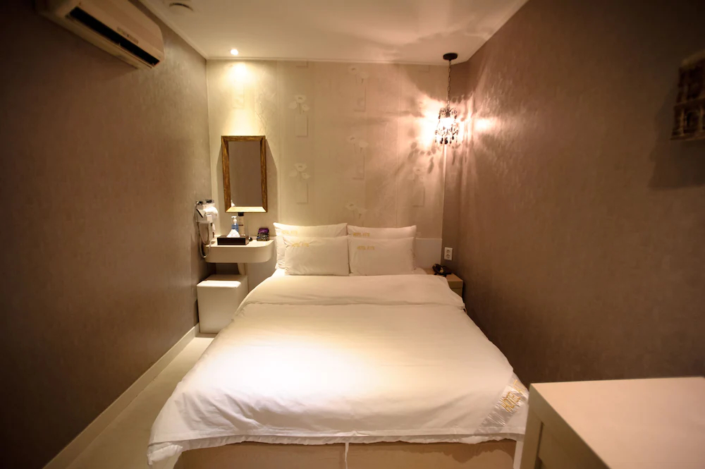 Atti Guesthouse