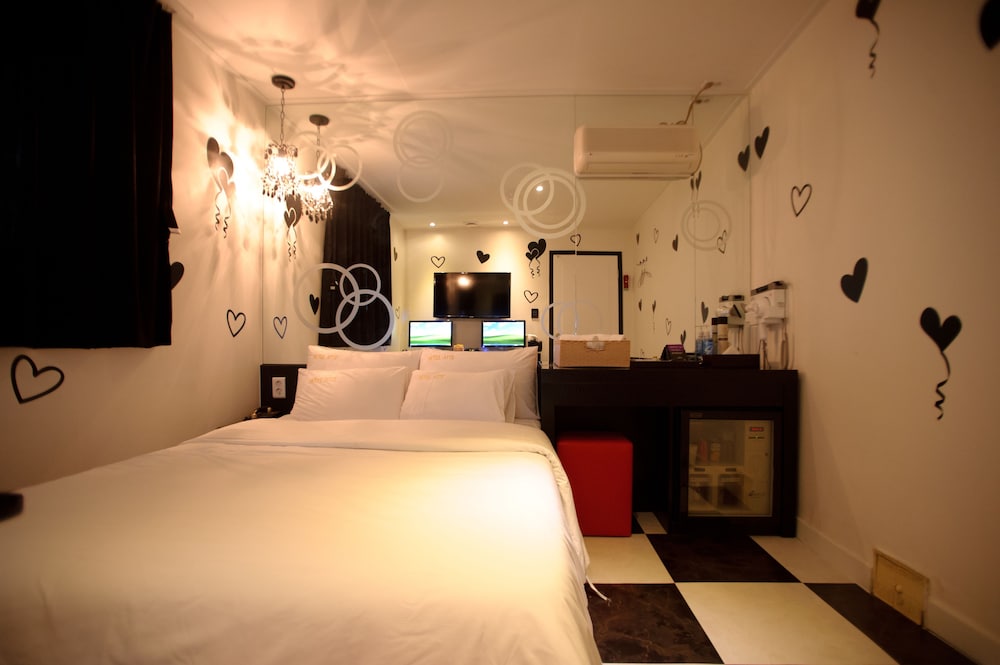 Atti Guesthouse