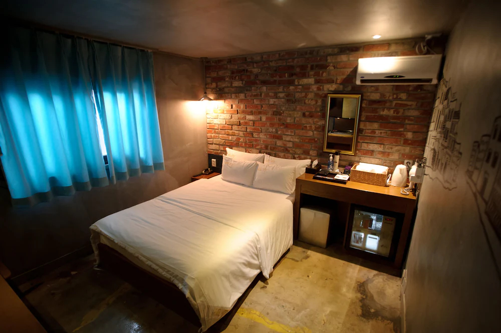 Atti Guesthouse