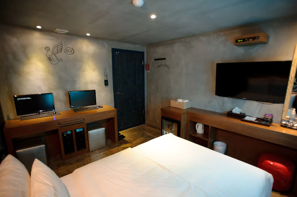 Atti Guesthouse