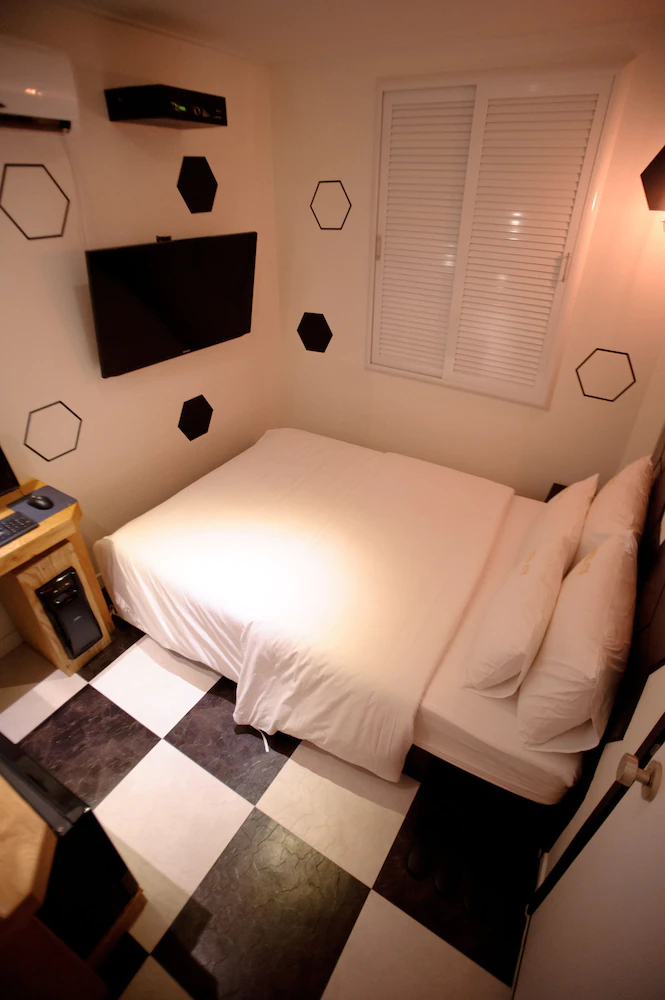 Atti Guesthouse