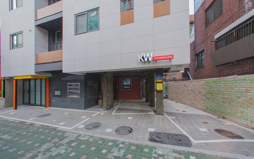 BB Hongdae Line