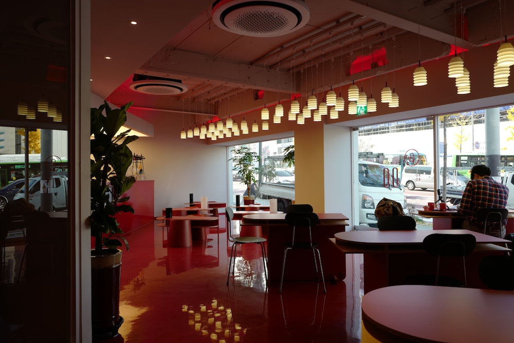 Bobo Hotel Hongdae