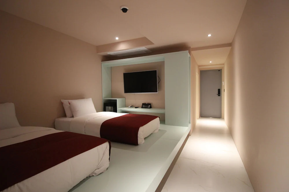 Bobo Hotel Hongdae
