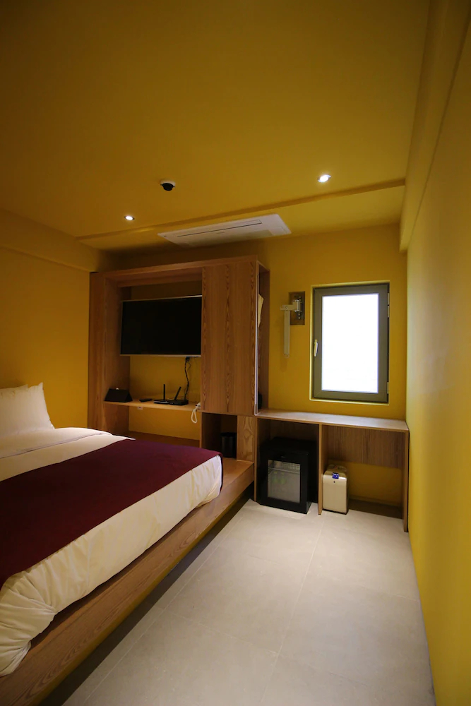 Bobo Hotel Hongdae