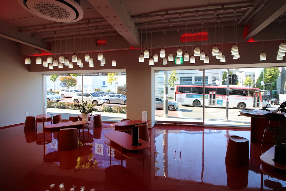 Bobo Hotel Hongdae