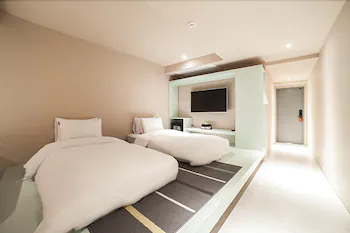 Bobo Hotel Hongdae