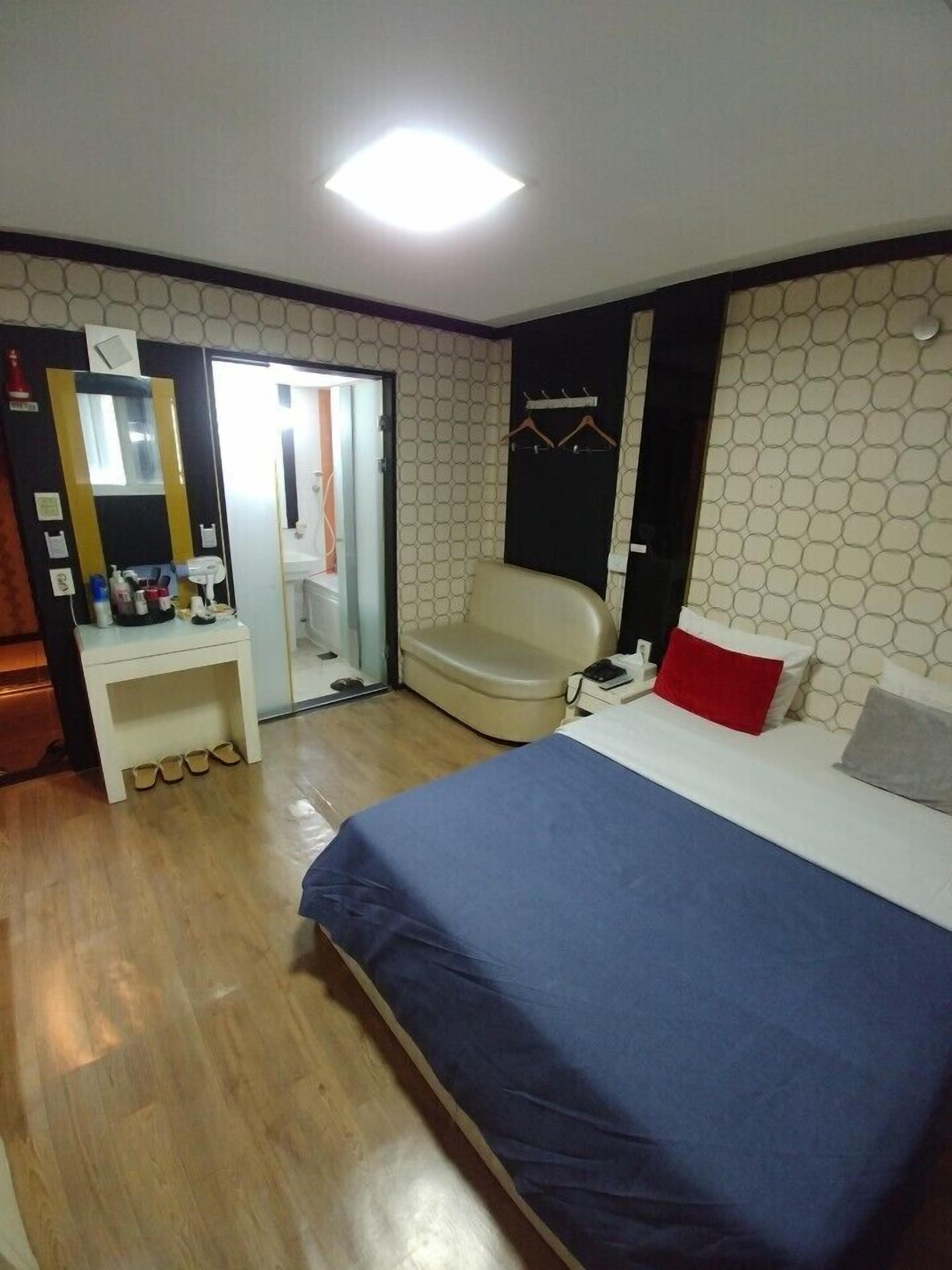 Boutique Hotel W