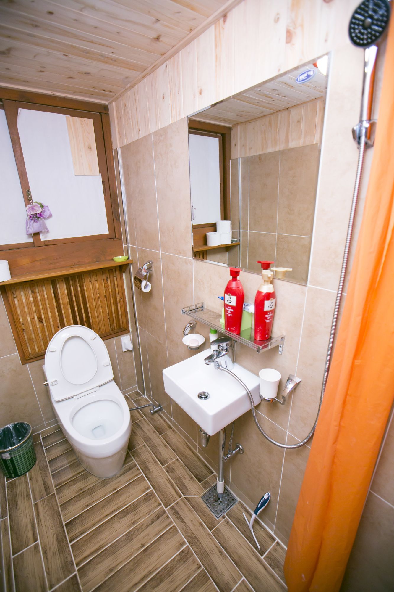 Bukchonmaru Hanok Guesthouse