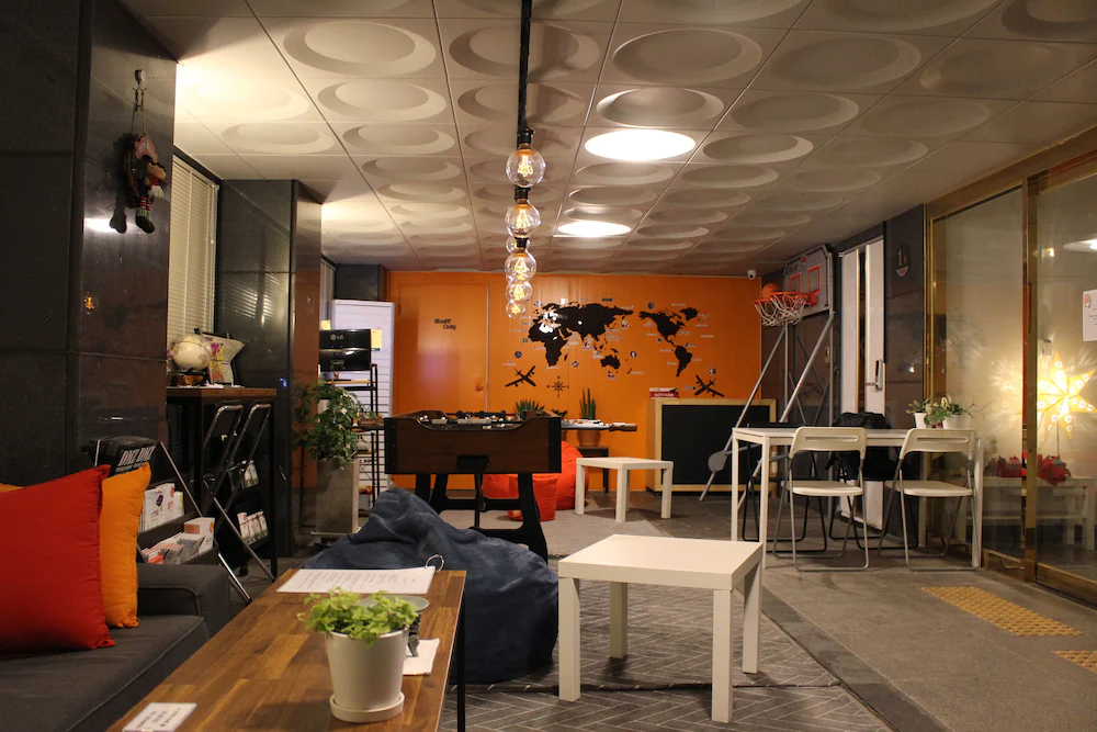 Bunk Guesthouse-Hostel2